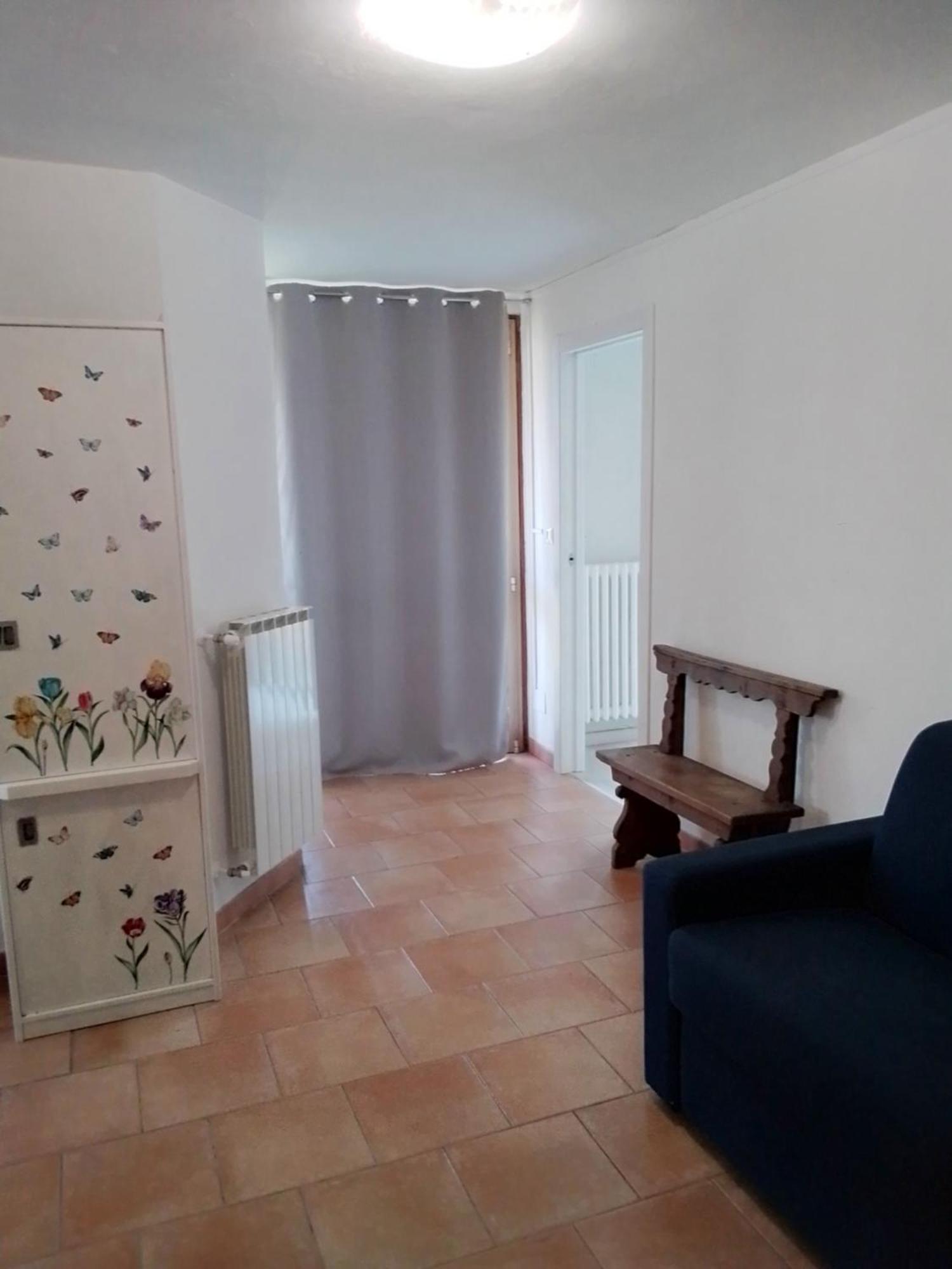 Holiday Apartaments Ντεζεντσάνο ντελ Γκάρντα Εξωτερικό φωτογραφία