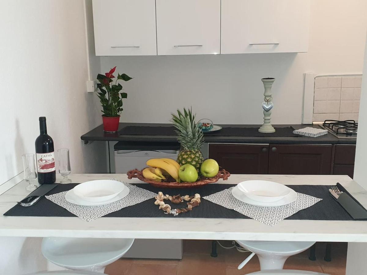 Holiday Apartaments Ντεζεντσάνο ντελ Γκάρντα Εξωτερικό φωτογραφία