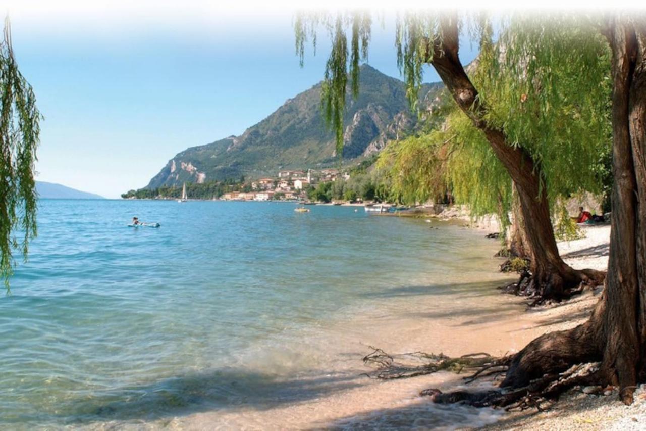 Holiday Apartaments Ντεζεντσάνο ντελ Γκάρντα Εξωτερικό φωτογραφία